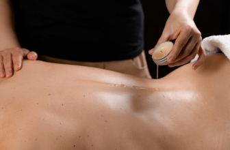 Bougie BDSM : conseils et guide pour les jeux de cire